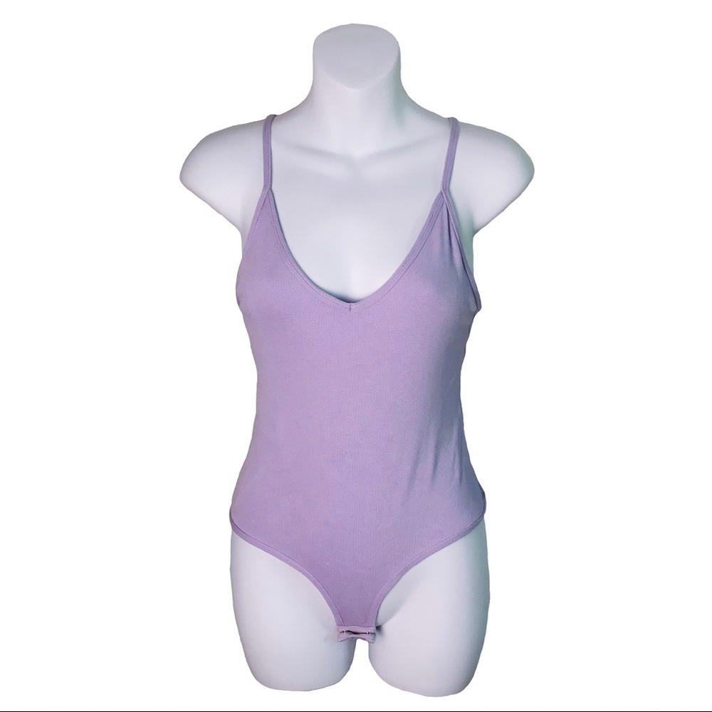 NWT Olivaceous | Lavender V-Neck Bodysuit M
